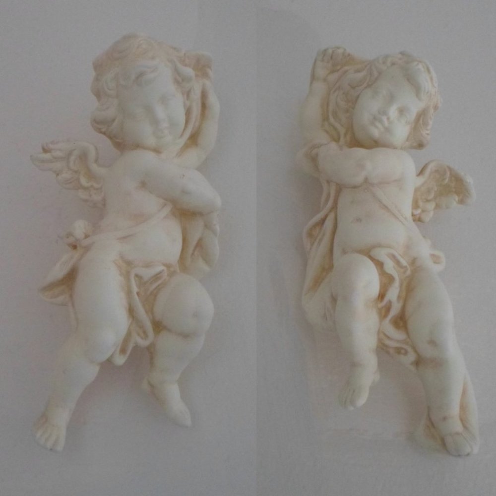 Cherubs 3-D Ceramic Wall Art / Décor